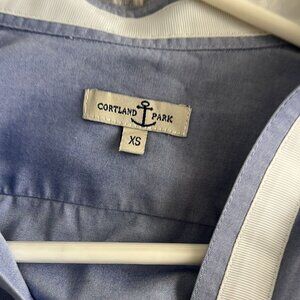 Cortland Park XS Light Blue Long Sleeve Top